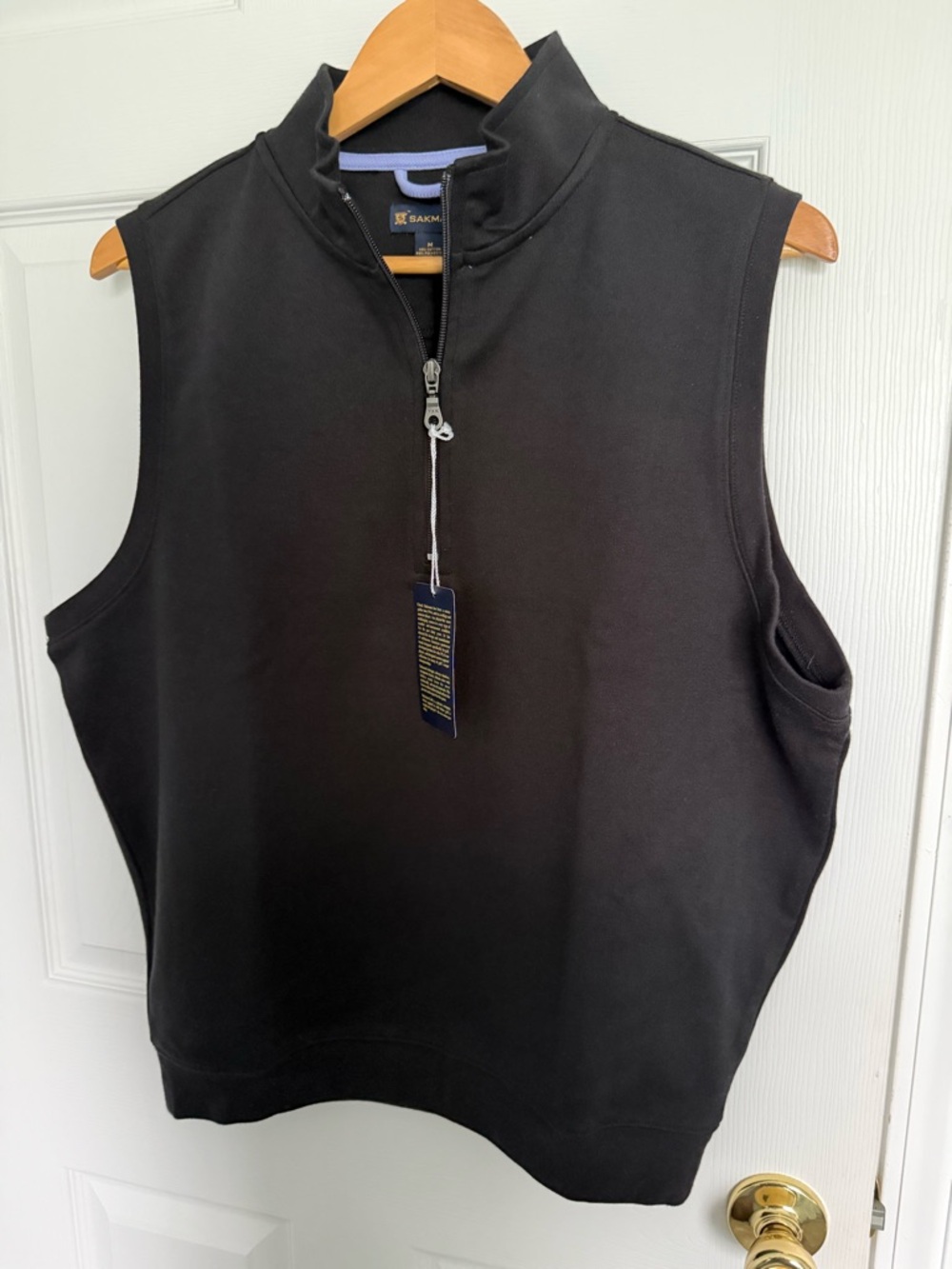 Men's Black Sleeveless Quarter-Zip Vest